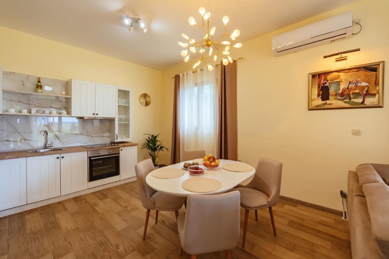 Holiday Home Sea Petrovac エクステリア 写真