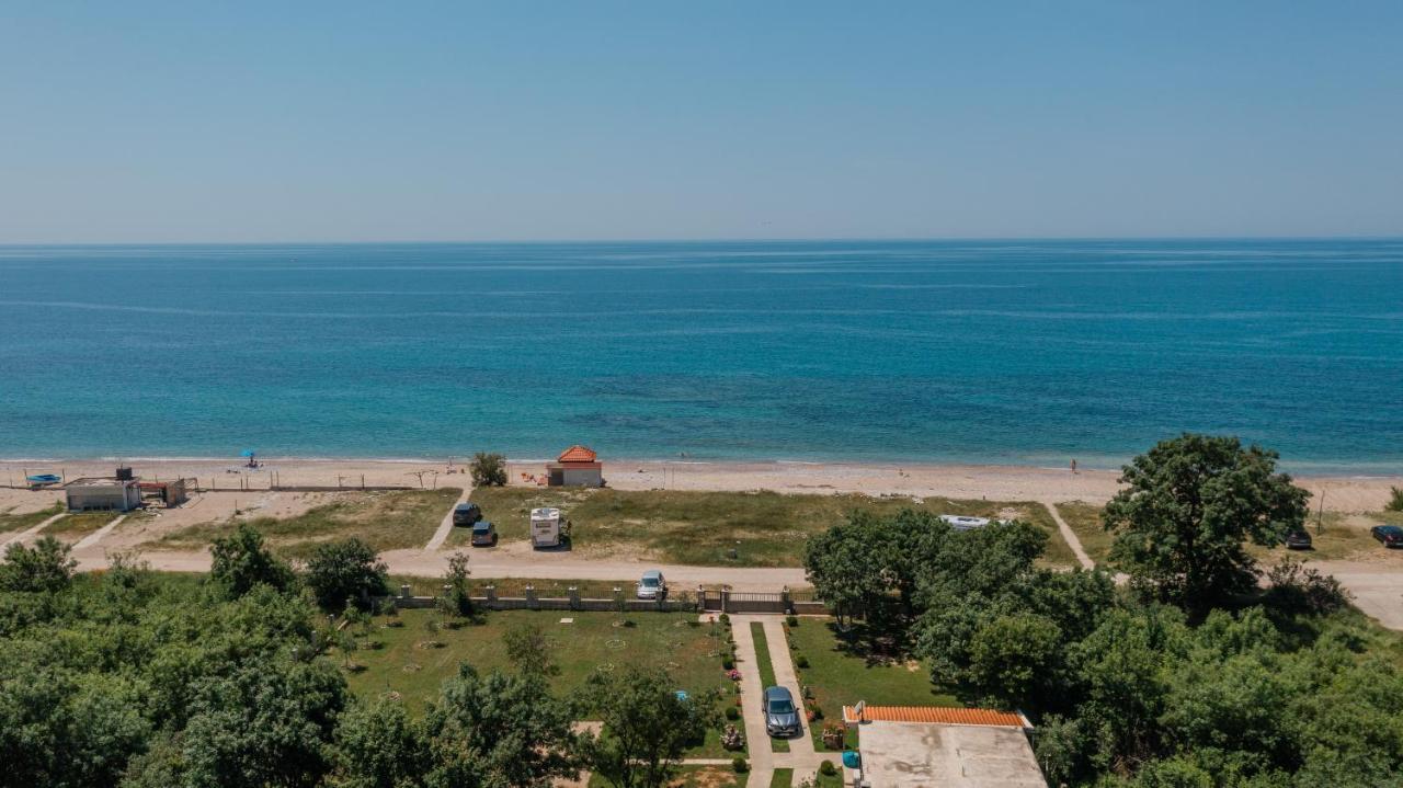 Holiday Home Sea Petrovac エクステリア 写真